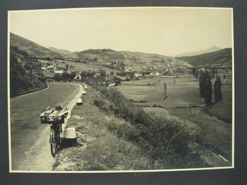 Lazio. Valle del Velino, Bacugno, 25 maggio 1955. Fotografia originale